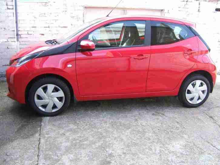 2014 Toyota Aygo 1.0 VVT i X Play 5dr 5 door Hatchback