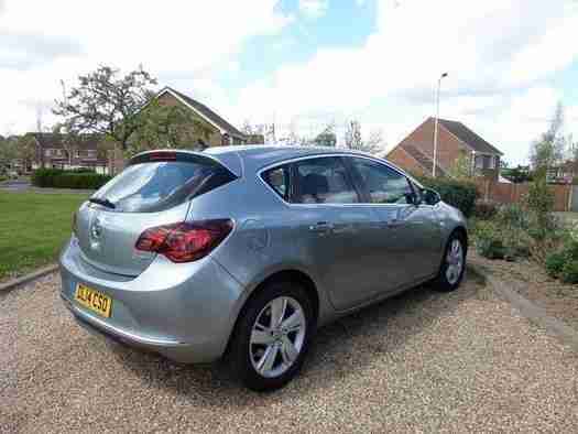 2014 Vauxhall Astra 1.7 CDTi 16V ecoFLEX SRi 5 door Diesel Hatchback