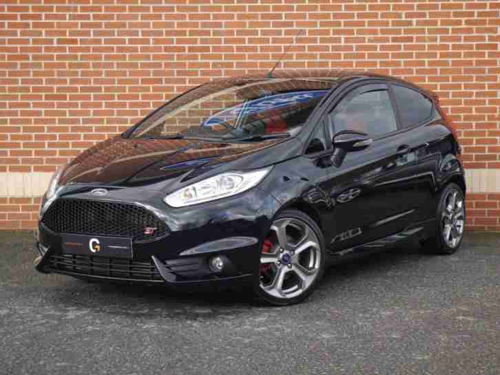 2015 15 Ford Fiesta ST 2 1.6T Ecoboost 3dr (Panther Black, Petrol)