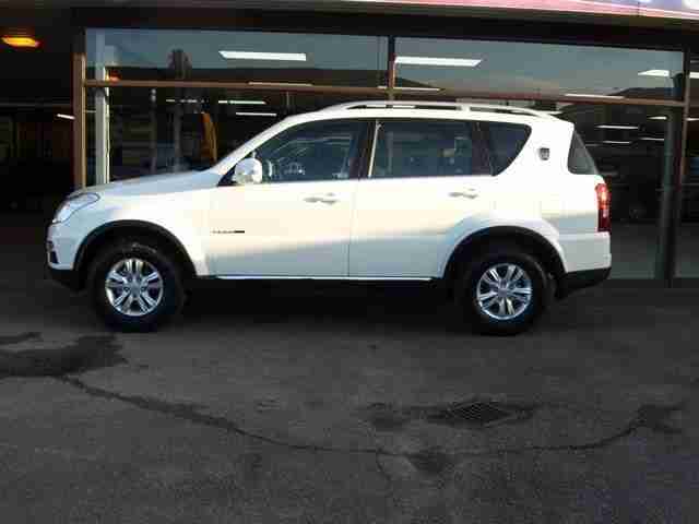 2015 15 SSANGYONG REXTON W 2.0 SX DIESEL