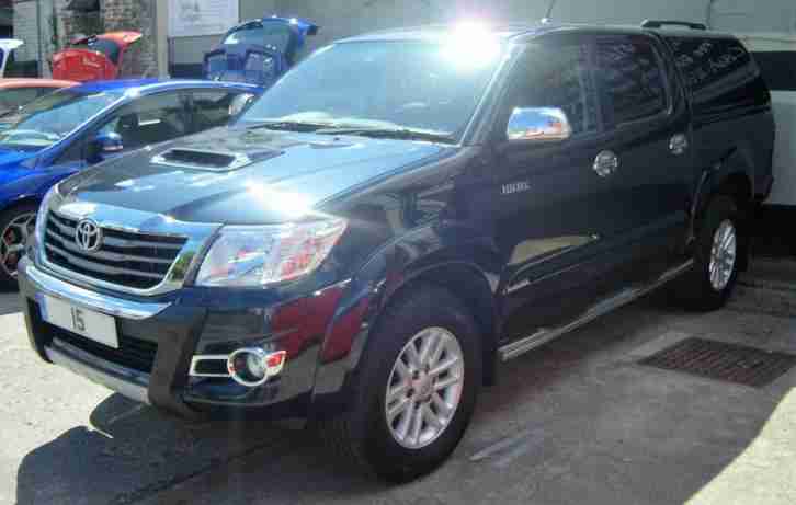2015/15 TOYOTA 3.0D INVINCIBLE X 4X4 CREW CAB PICK UP,ONLY22K FTSH FOR SALE