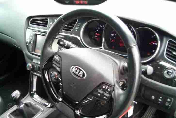 2015 64 KIA CEED 1.6 CRDI 3 ECODYNAMICS 5D 126 BHP DIESEL