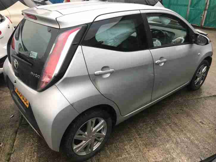 2015 65 TOYOTA AYGO X PRESSION 1.0 ACCIDENT DAMAGED REPAIRABLE SALVAGE