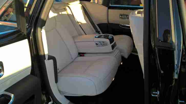 2015 65 reg,Rolls-Royce Ghost 6.6 auto silver over black list new 279k