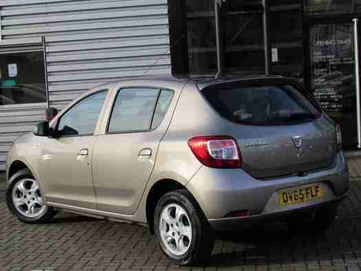 2015 Dacia Sandero 0.9 TCe Laureate 5 door Petrol Hatchback
