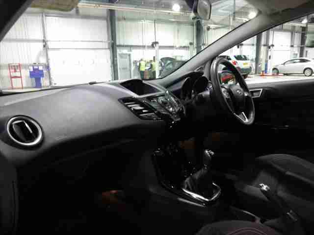 2015 FORD FIESTA HATCHBACK