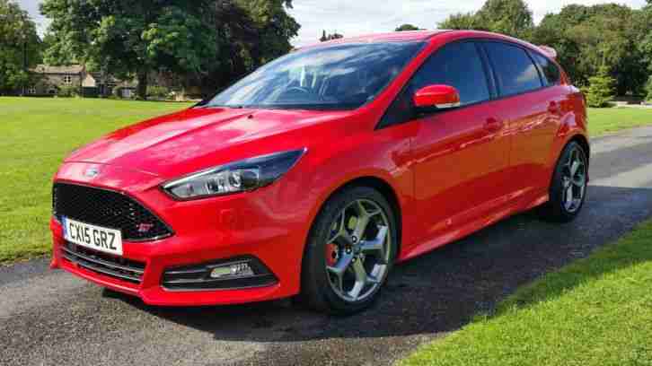 2015 FORD FOCUS ST 3 TURBO RED 0 OWNERS L@@KB@RG@IN LIGHT DAMAGED REPAIRED CAT D