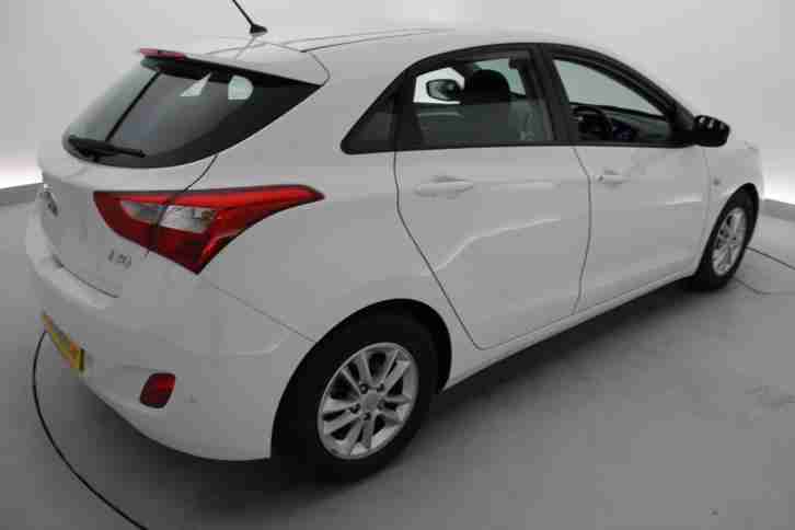 2015 HYUNDAI I30 1.6 CRDi Blue Drive Active 5dr