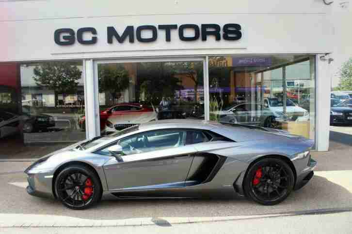 2015 Lamborghini Aventador 6.5 V12 LP 700-4 4WD 2dr