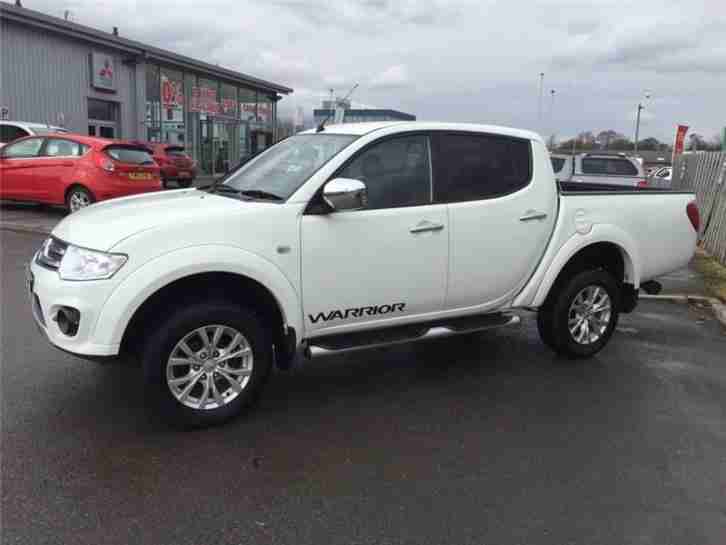 2015 Mitsubishi L200 2.5 Warrior Double Cab DIESEL MANUAL 2477CC