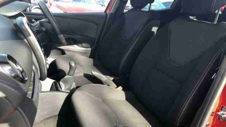2015 Renault Clio 1.2 16V Dynamique MediaNav 5dr Manual Petrol Hatchback