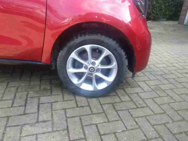2015 SMART FORFOUR PASSION RED, 14K Mileage