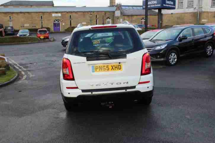 2015 SsangYong Rexton W 2.0 SX 5dr 5 door Estate