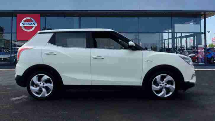 2015 Ssangyong Tivoli 1.6 D EX 5dr Diesel Hatchback Hatchback Diesel Manual