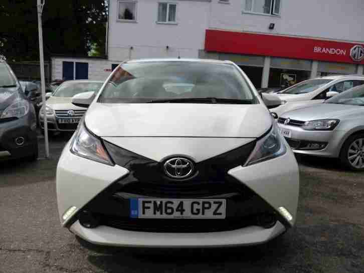 2015 TOYOTA AYGO Vvt I X Play