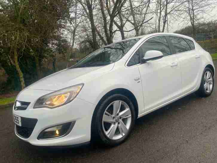 2015 VAUXHALL ASTRA 2.0 CDTI SRI 165BHP START STOP FULL SERVICE HISTORY 2 KEYS