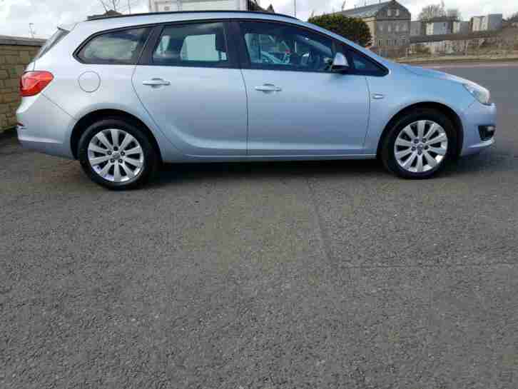 2015 - Vauxhall Astra 1.6 CDTi Tourer - £0 ROAD TAX - 1 OWNER - FULL HISTORY