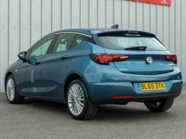 2015 Vauxhall Astra ELITE NAV Petrol blue Manual