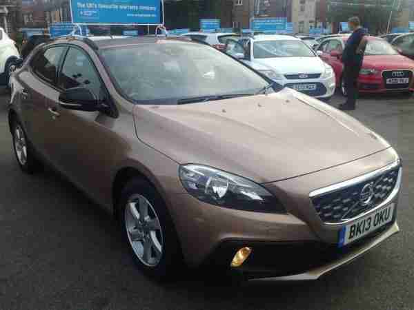 2015 V40 Cross Country 1.6TD D2 SE Nav