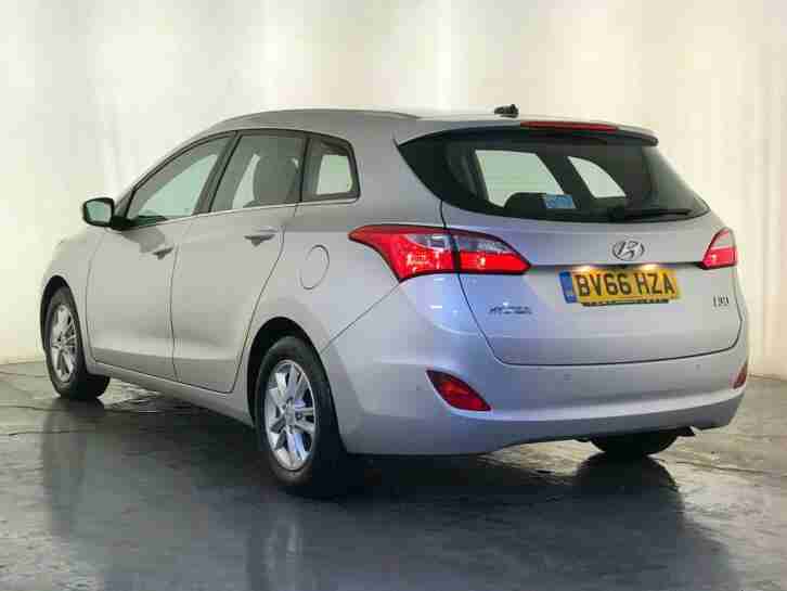 2016 66 HYUNDAI I30 SE NAV BLUE DRIVE CRD £20 ROAD TAX 1 OWNER SERVICE HISTORY