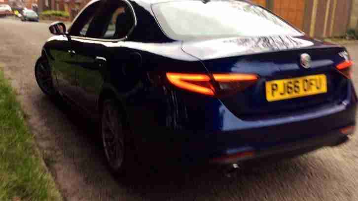 2016 Alfa Romeo Giulia 2.2 JTDM-2 180 Super Automatic Diesel Saloon