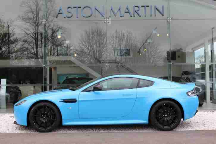 2016 Aston Martin Vantage S V12 Petrol blue Automatic