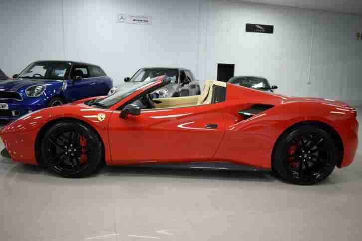 2016 FERRARI 488 3.9 SPIDER 2D AUTO 660 BHP