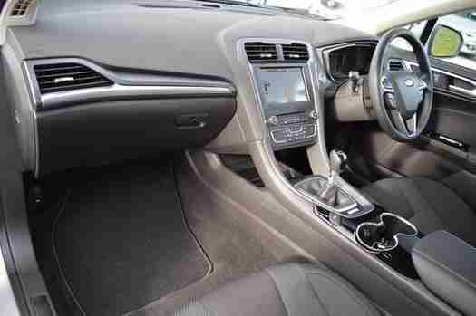 2016 Ford Mondeo 2.0 TDCi ECOnetic Titanium 5 door Diesel Hatchback