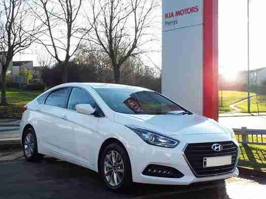 2016 Hyundai i40 1.7 CRDi Blue Drive SE Nav 4 door Diesel Saloon
