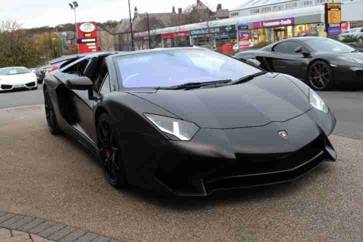 2016 Lamborghini Aventador 6.5 V12 LP 700-4 Roadster 4WD 2dr