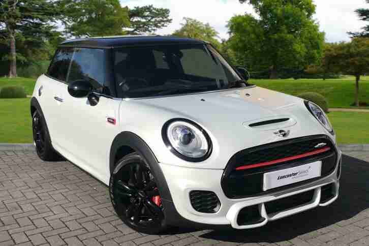 2016 MINI Hatch 2.0 John Cooper Works 3dr Petrol silver 6 Speed Manual