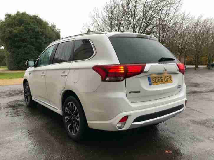 2016 Mitsubishi Outlander PHEV GX 3H PLUS 5 Door Auto Estate Hybrid Automatic