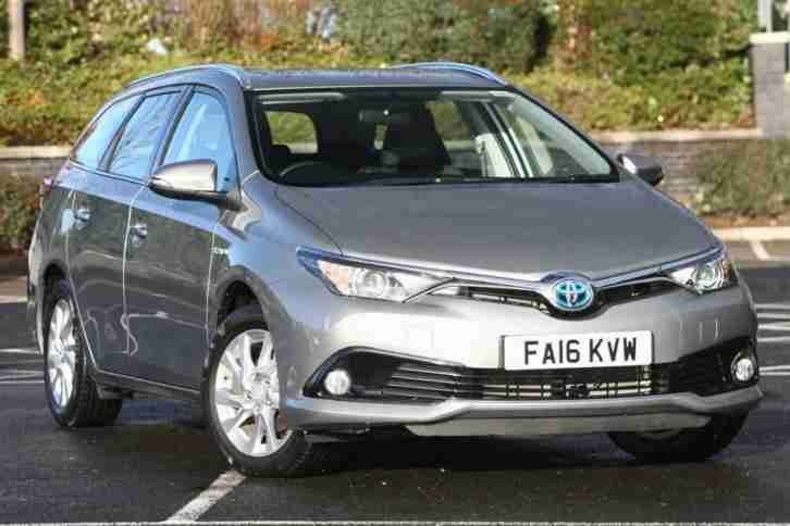 2016 Auris 1.8 VVT i HSD Business