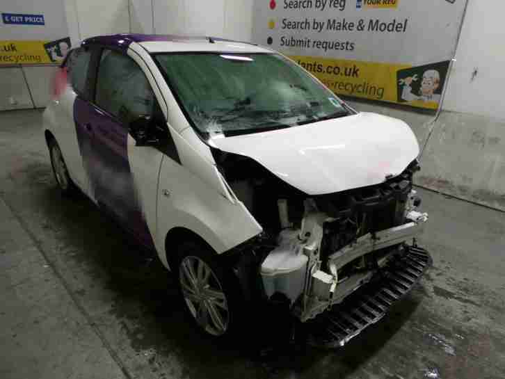 2016 Toyota Aygo BREAKING Engine Gearbox Door Wheel Light Tailgate Tailamp Nav