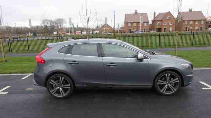 2016 Volvo V40 R Design LUX T5 8-spd gearbox