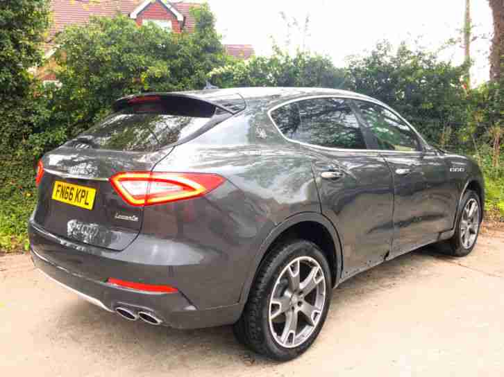 2017 66 REG MASERATI LEVANTE 3.0TDi V6 AUTO NEWSHAPE DAMAGED REPAIRABLE SALVAGE