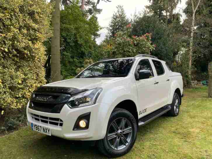 2017 Isuzu D Max 1.9 TD Blade Double Cab Pickup Auto 4WD EU6 4dr