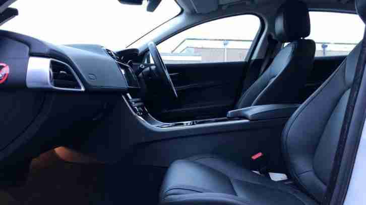 2017 Jaguar XE 2.0d (180) Portfolio AWD Automatic Diesel Saloon