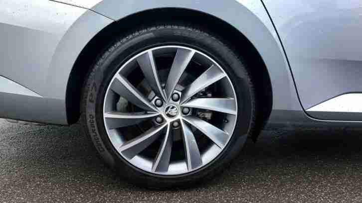 2017 SKODA SUPERB 2.0 TSI Laurin + Klement 5dr DSG Petrol Hatchback Auto