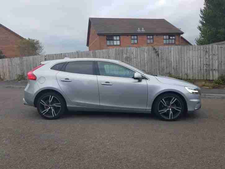 2017 Volvo V40 D2 R-DESIGN PRO 2.0 5dr