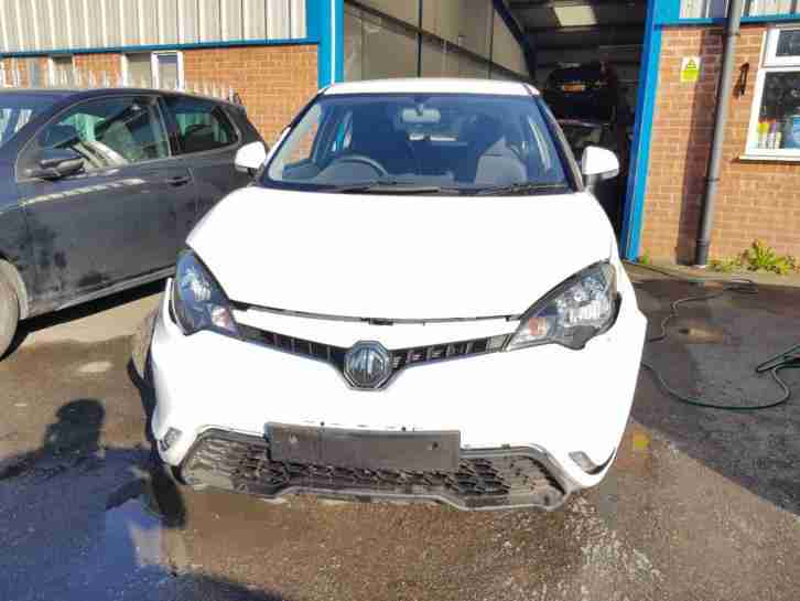 2018 *67* REG MG/ MGF 3 FORM SPORT VTI-TECH WHITE 1.5 LIGHT DAMAGED SALVAGE