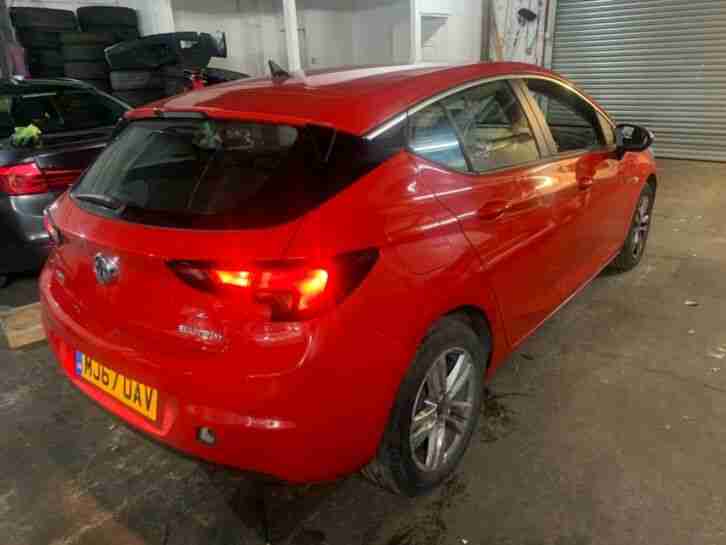 2018 67 VAUXHALL ASTRA 1.6 CDTI ECO TEC TECH LINE ***LIGHT*** DAMAGED REPAIRABLE