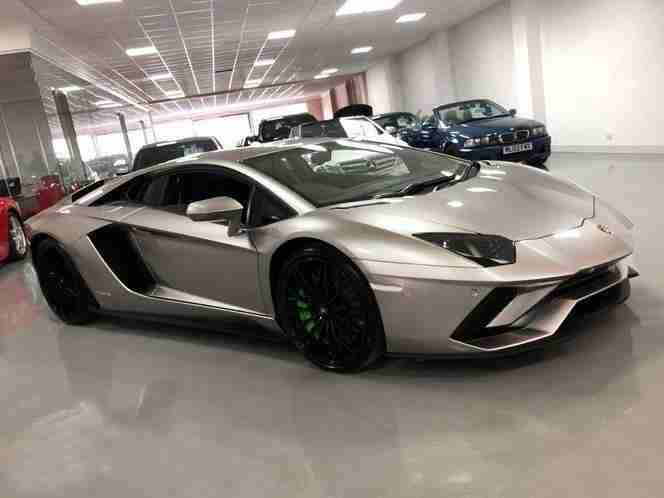 2018 Lamborghini Aventador 6.5 V12 S 4WD 2dr
