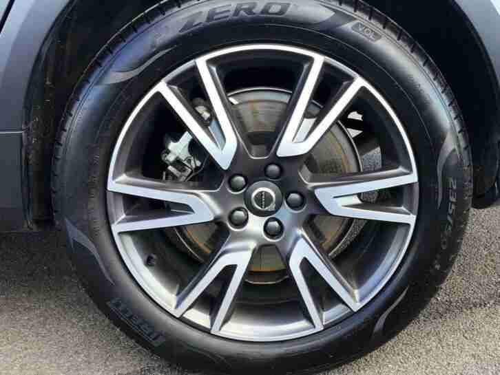 2018 Volvo V90 Cross Country 2.0 D4 Pro Estate 5dr Diesel Automatic AWD (s/s)