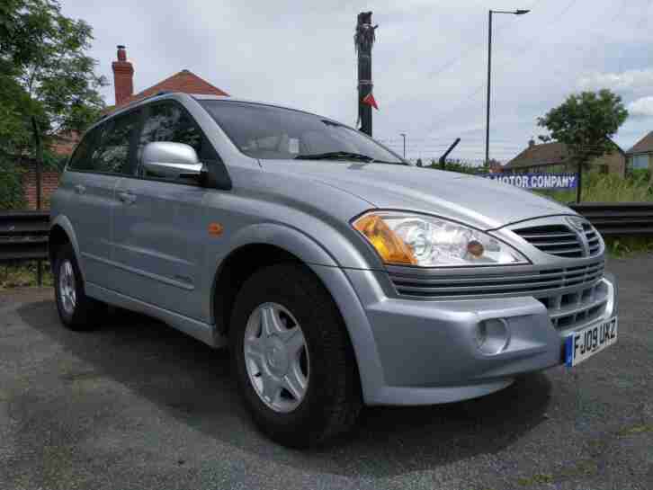 2009 Ssangyong Kyron 2.0 S 5dr ESTATE Diesel Manual