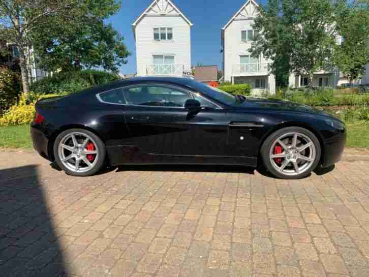 Aston Martin vantage