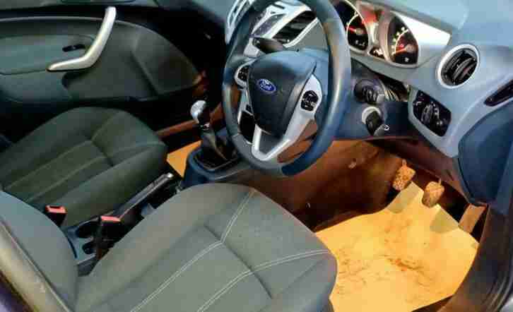 2009 Ford Fiesta 1.6 TITANIUM TDCI 5d 89 BHP Hatchback Diesel Manual