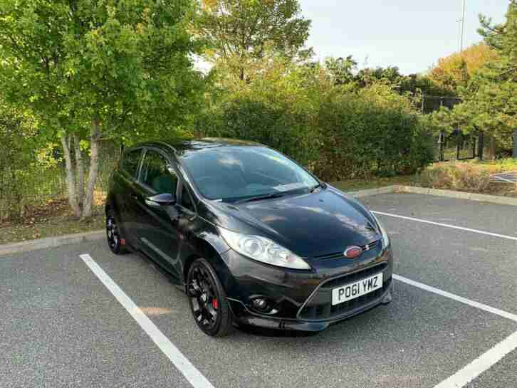 FIESTA 1.6 ZETEC S SERVICE HISTORY NEW