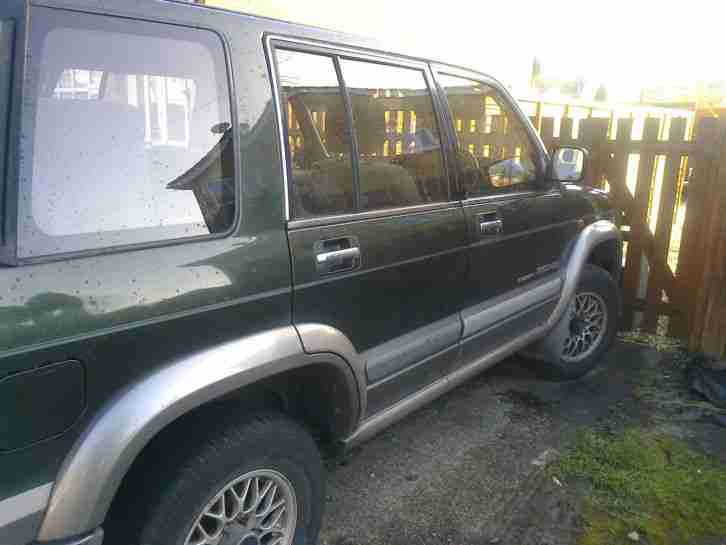 52 REG ISUZU TROOPER 3.0 DT CITATION 5 DOOR lWB SEVEN SEATER 4X4 MANUAL