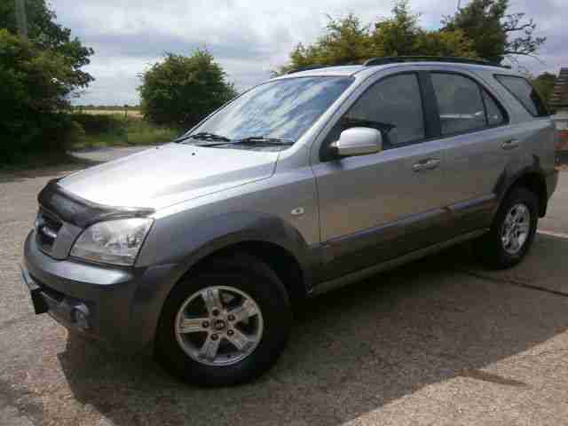 53 KIA SORENTO 2.5CRDi XE 4X4 TURBO DIESEL MANUAL, 88K FSH 11 STAMPS MOT JAN 17